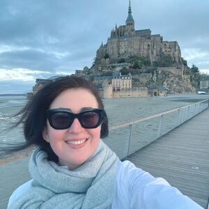 Meet your Posher, Aida